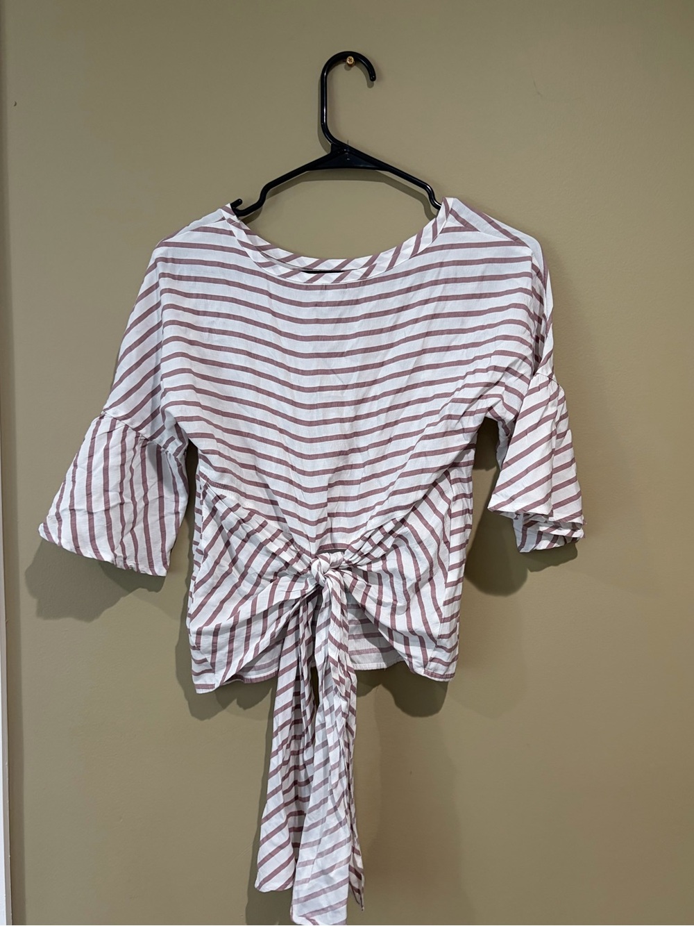 Express Striped Tie-Back Women’s Top in White and Burgundy extra small